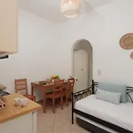 شقة Maria's & *