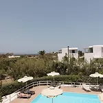 Maria's & شقة Agia Anna (Naxos)