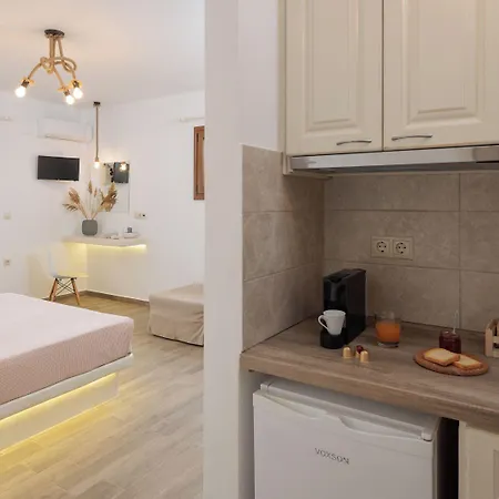 Maria's & * Agia Anna (Naxos)