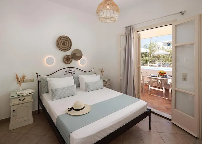 Maria's & Studios Apartment *