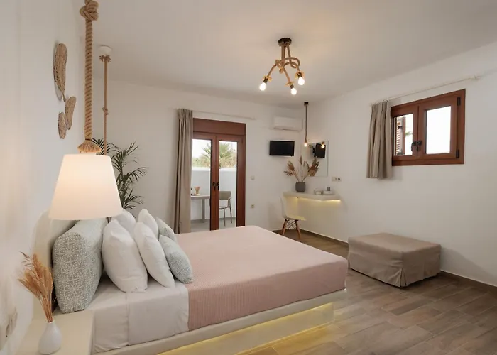 Maria's & Studios Apartment