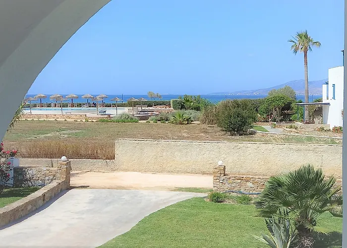 Maria's & Studios Apartment